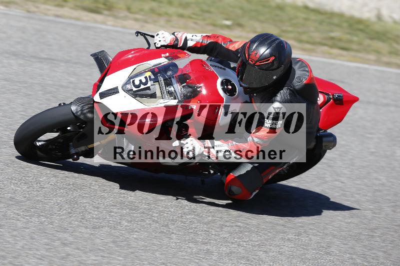 /06 08.04.2026 Cornu Master School ADR/Gruppe rot/3